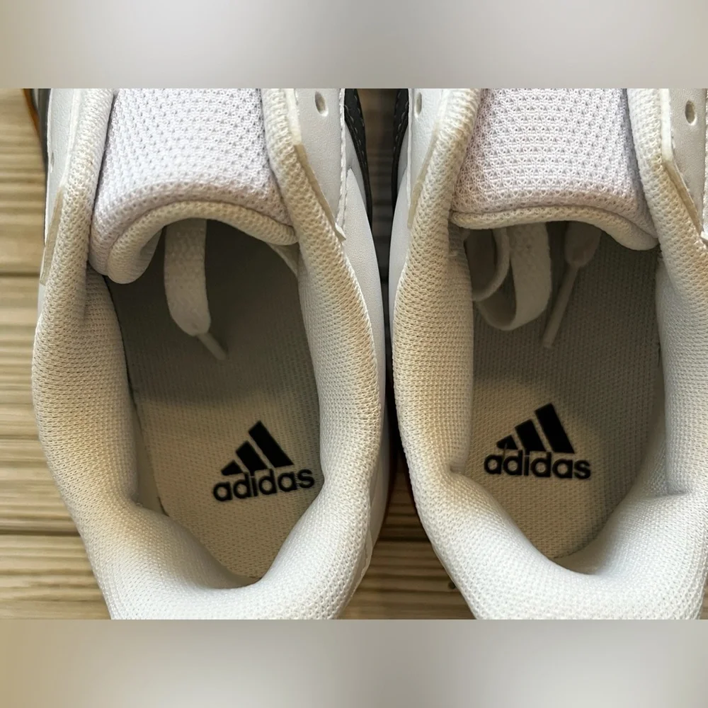 Adidas breaknet lifestyle court lace shoe sneaker White Gum‎ Sole size youth 4